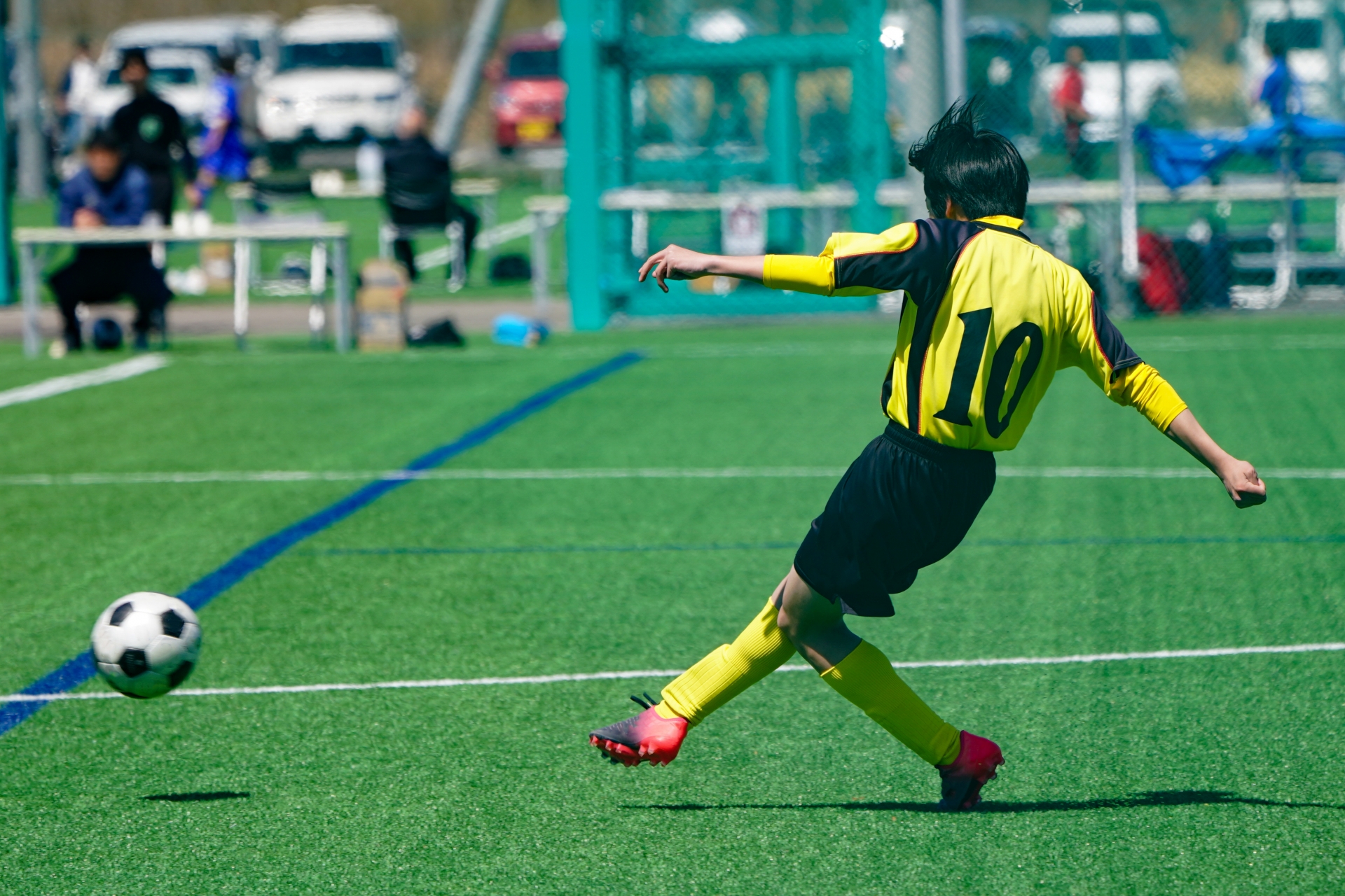 サッカー ゴールにつながる3つのターンシュートトレーニング ジュニアサッカーの上達練習指導法